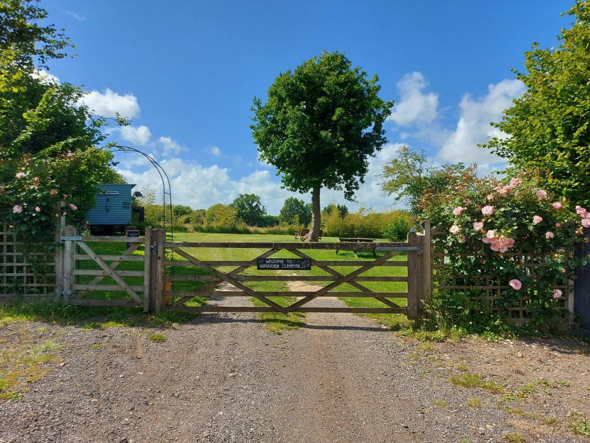 Hopgarden Glamping Luxury Shepherds Huts Wadhurst Zewnętrze zdjęcie